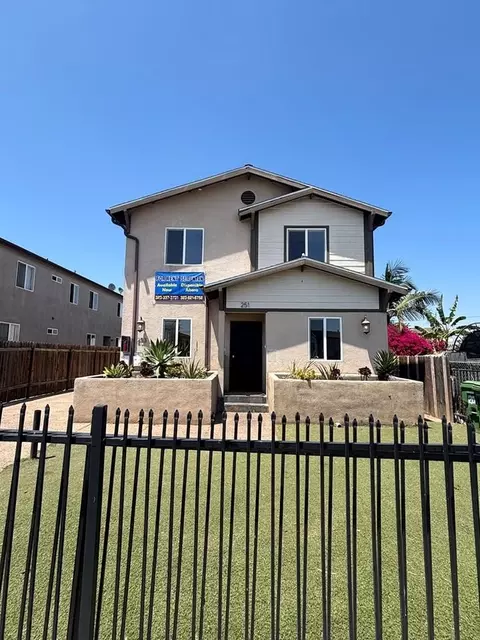 251 E 118th Pl, Los Angeles, CA 90061