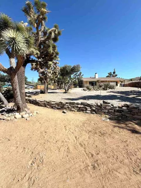 56615 Bonanza Dr, Yucca Valley, CA 92284