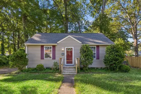 624 Sterling St #1, Newport News, VA 23605