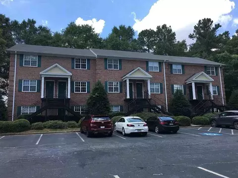 100 Woodstone Dr, Athens, GA 30605