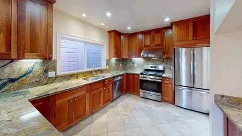 1587 31st Ave, San Francisco, CA 94122