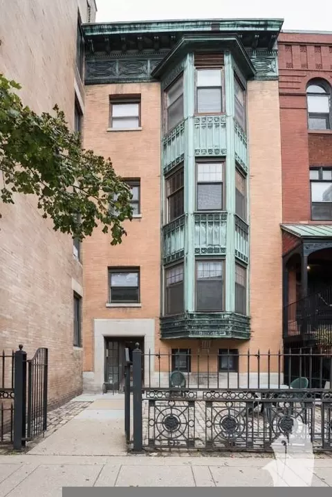 354 W Dickens Ave #356-3, Chicago, IL 60614