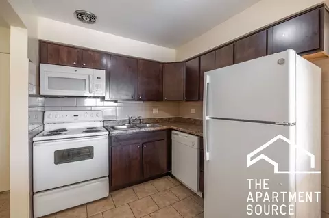 110 N Kenilworth Ave #3E, Oak Park, IL 60301