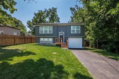 92 W 3rd St #NA, Pevely, MO 63070