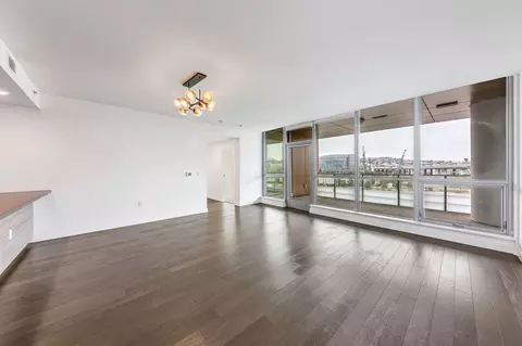 718 Long Bridge St #1, San Francisco, CA 94158