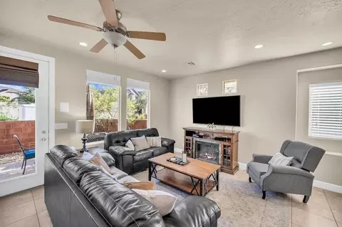 4221 E Torrey Pines Dr #1531963P, Washington, UT 84780
