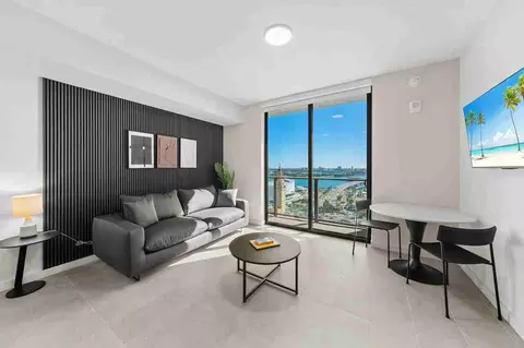 55 NE 5th St #1540518P, Miami, FL 33132