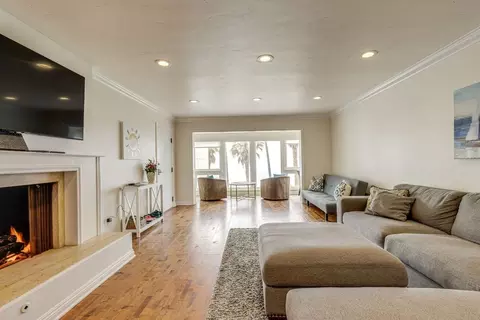 1039 Coast Blvd #1546150P, San Diego, CA 92037