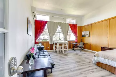 494 6th St #1545725P, Montara, CA 94037