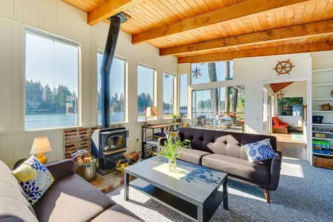 50 E Treasure Island Dr #1545772P, Allyn, WA 98524
