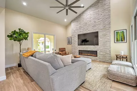 7833 E Foxmore Ln #1545809P, Scottsdale, AZ 85258