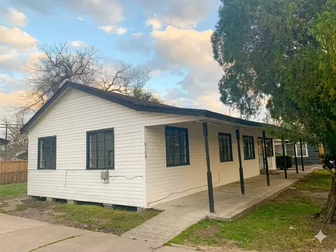 6109 Wayland St, Houston, TX 77021