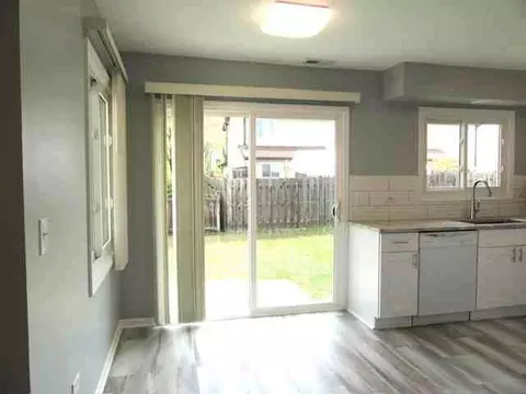 525 Commanche Trl, Wheeling, IL 60090 photo 5