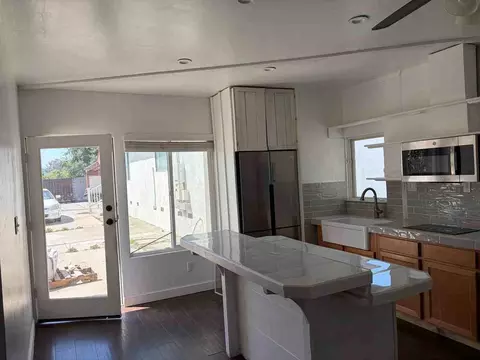 864 Farr Ave #B, Escondido, CA 92026