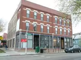 3055 N Sheffield Ave #2D, Chicago, IL 60657