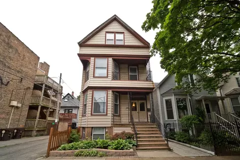 3814 N Marshfield Ave #3, Chicago, IL 60613