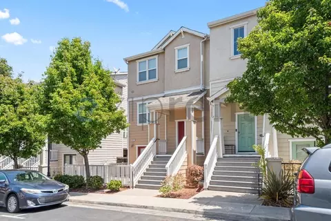 1611 Summer Ln, Richmond, CA 94806