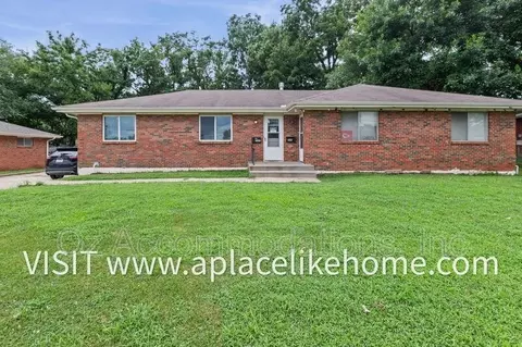 3609 W 47th St, Roeland Park, KS 66205