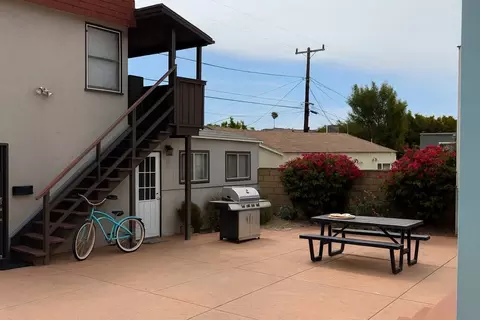 129 Montecito Ave, Pismo Beach, CA 93449