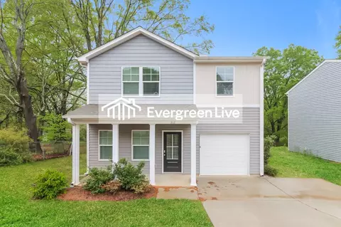 362 Water St, Mooresville, NC 28115
