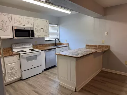 2811 U-171 2811 Sw Archer Rd, Gainesville, FL 32608