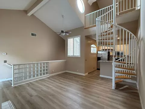 7205 Calabria Ct, San Diego, CA 92122
