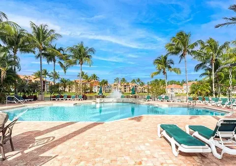 1230 Wildwood Lakes Blvd, Naples, FL 34104
