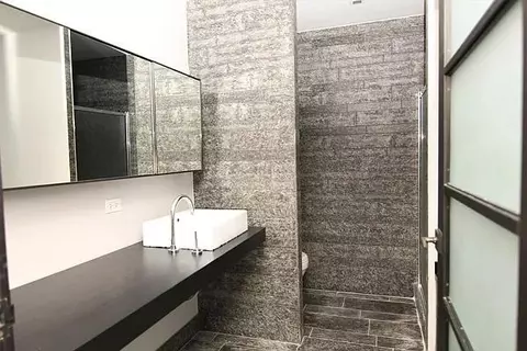 Undisclosed, New York, NY 10005