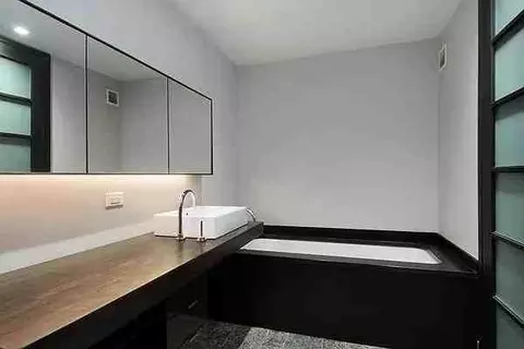 Undisclosed, New York, NY 10005