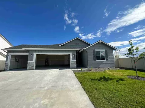 11320 W Teratai St, Star, ID 83669