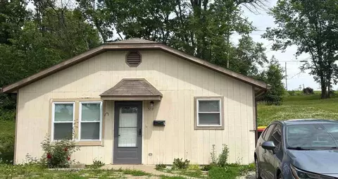 317 Woods St, Excelsior Springs, MO 64024