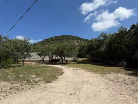 341 Buck Trl, Canyon Lake, TX 78133