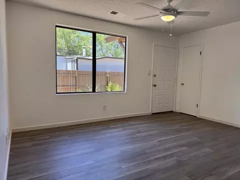 2924 N Rose St #B, Flagstaff, AZ 86004