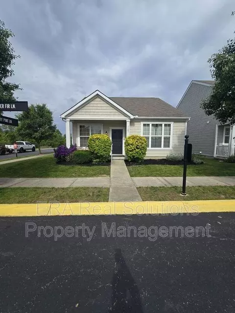 2577 Silver Fir Ln, Grove City, OH 43123