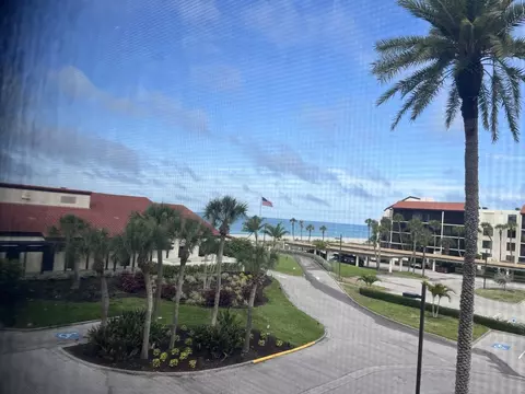 1945 Gulf Of Mexico Dr #213, Longboat Key, FL 34228