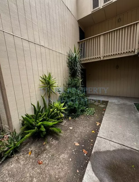 328 Northbank Ct #61, Stockton, CA 95207