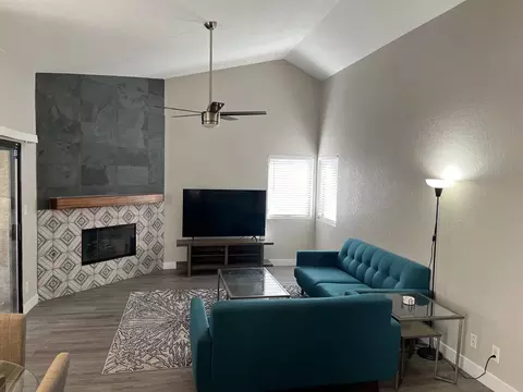 5044 S Rainbow Blvd #201, Las Vegas, NV 89118