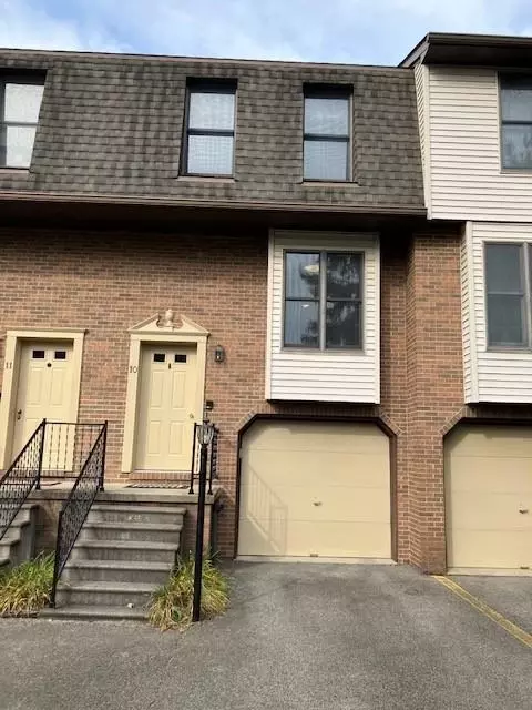 102 Ableview Dr #6, Butler, PA 16001
