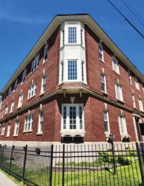 49 S Lake Ave #12, Albany, NY 12203