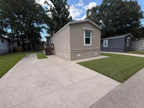 605 Kathy St #KA605, Conroe, TX 77301