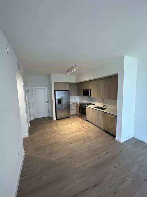 7174 W 4th Ln #B2, Hialeah, FL 33014
