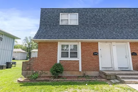 221 E Washington St, Belton, MO 64012