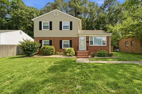 220 Chickamauga Pike, Hampton, VA 23669