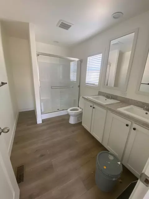 3601 E Wyoming Ave #402, Las Vegas, NV 89104