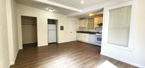 1645 Irving St #B, San Francisco, CA 94122