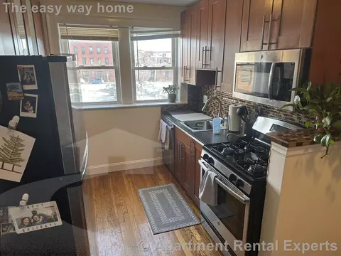 38 Day St #32, Somerville, MA 02144