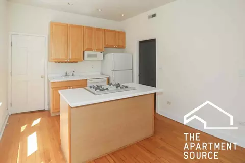 3846 N Southport Ave #3, Chicago, IL 60613
