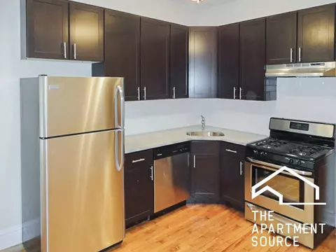 3639 N Paulina St #2, Chicago, IL 60613