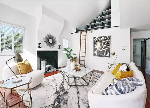 23 Greenmoor #1, Irvine, CA 92614