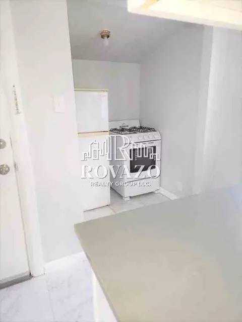 594 Christopher St #2D, City Of Orange, NJ 07050